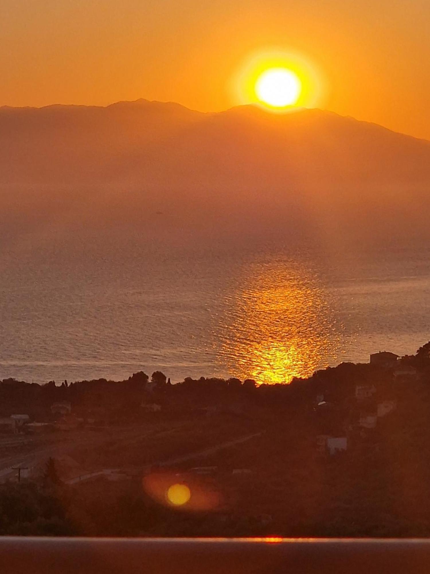 Marmara Villa Aigeira 外观 照片